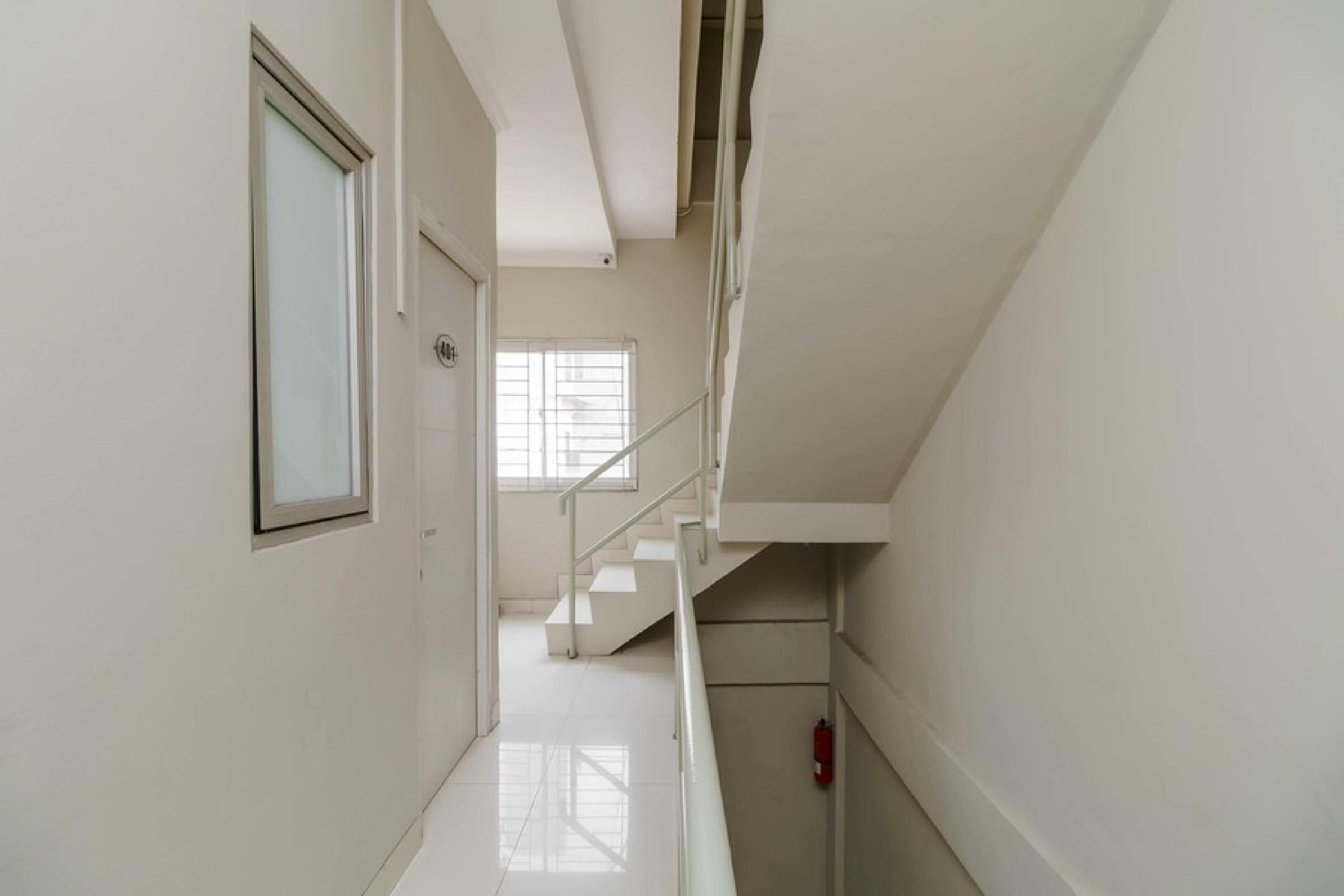 Reddoorz @ Mangga Besar 2 Hotell Jakarta Eksteriør bilde