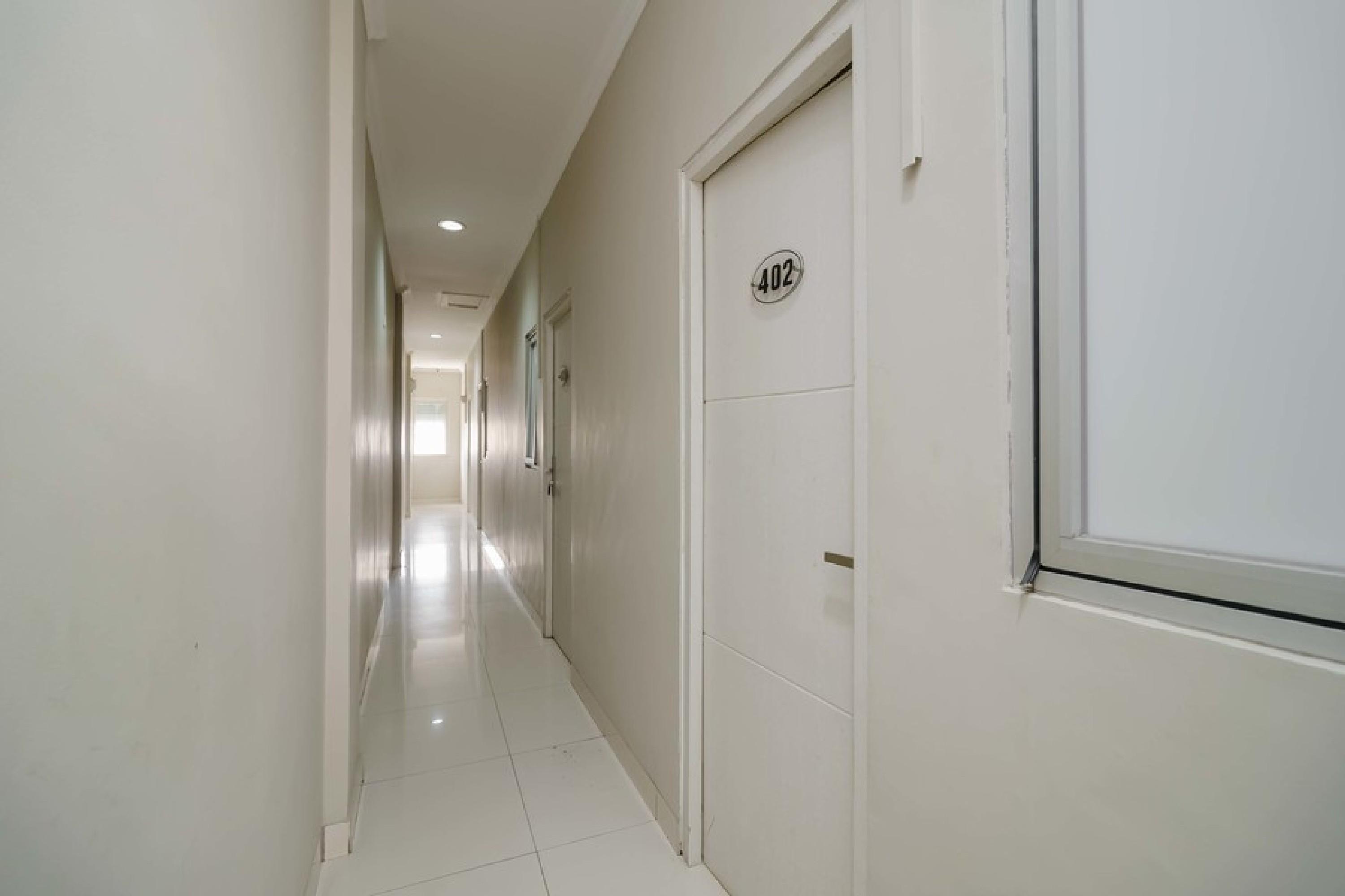 Reddoorz @ Mangga Besar 2 Hotell Jakarta Eksteriør bilde